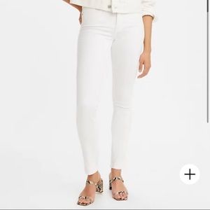 Super Skinny White Levi Jeans